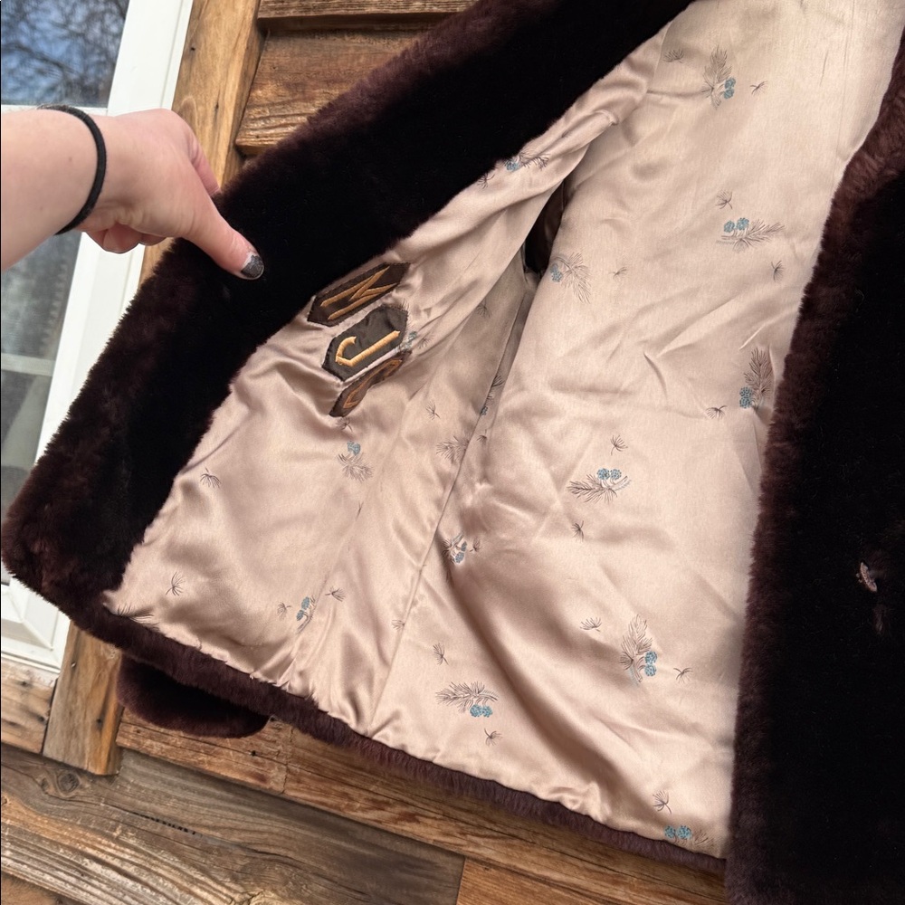 Vintage fur coat - Picture 4 of 5